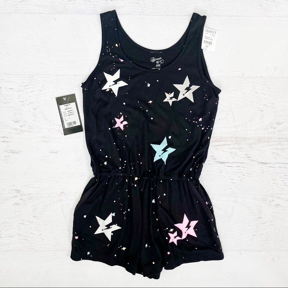 NWT Black  Flowers by Zoe Stars Spatter Paint Shorts Romper Large